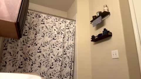 kkyle57 online show from 10-30-25, 01:56