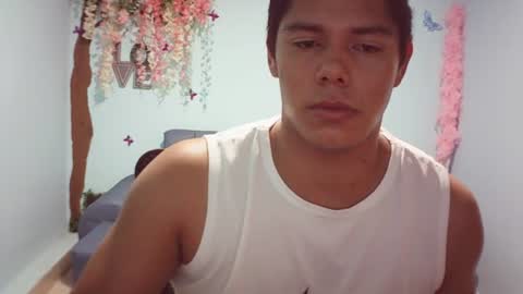 Snapshot of klars_mood chatting on 06-14-26, 06:32 klars online show from 06-14-26, 06:32