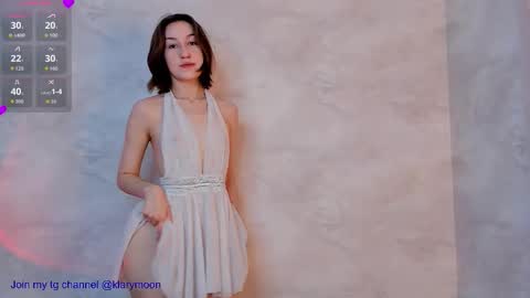 Snapshot of klary_moon chatting on 09-27-25, 11:48 Lisa online show from 09-27-25, 11:48