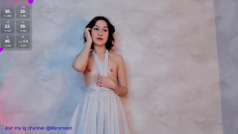 Snapshot of klary_moon chatting on 10-02-25, 01:51 Lisa online show from 10-02-25, 01:51