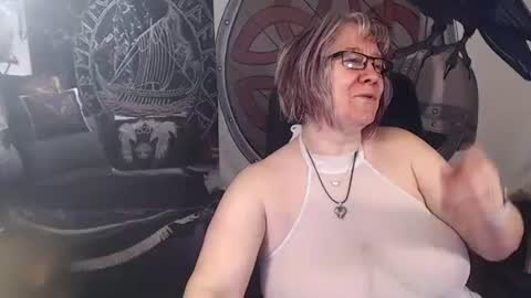 Michelle online show from 02-04-26, 06:52