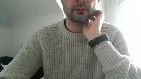 Snapshot of kleinyves chatting on 01-09-26, 12:08 kleinyves online show from 01-09-26, 12:08