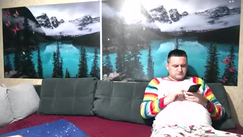 Kleosnow online show from 10-29-25, 05:47