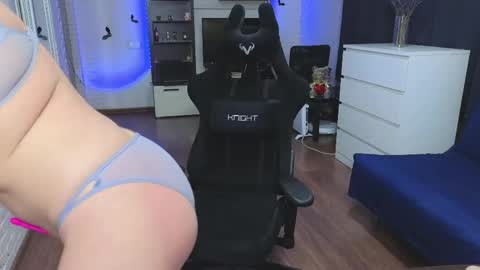 Alisa.         online show from 04-05-26, 06:27