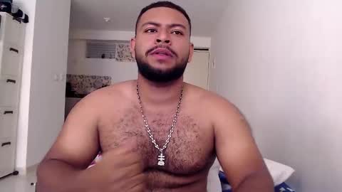 Snapshot of kleyton336 chatting on 01-29-25, 03:15 kleyton online show from 01-29-25, 03:15