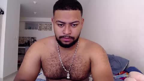 Snapshot of kleyton336 chatting on 02-08-25, 05:29 kleyton online show from 02-08-25, 05:29