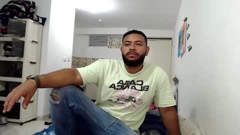 Snapshot of kleyton336 chatting on 09-26-25, 05:11 kleyton online show from 09-26-25, 05:11