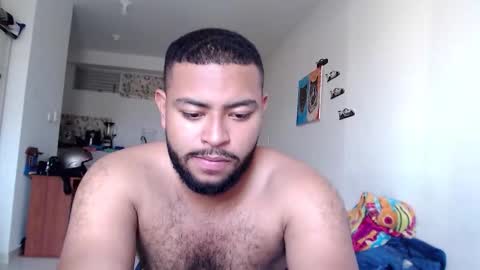 Snapshot of kleyton336 chatting on 10-17-25, 10:12 kleyton online show from 10-17-25, 10:12