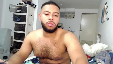 Snapshot of kleyton336 chatting on 10-22-25, 07:19 kleyton online show from 10-22-25, 07:19