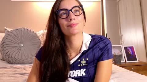 Snapshot of kloe_coper chatting on 02-14-26, 05:15 Kloe Coper online show from 02-14-26, 05:15