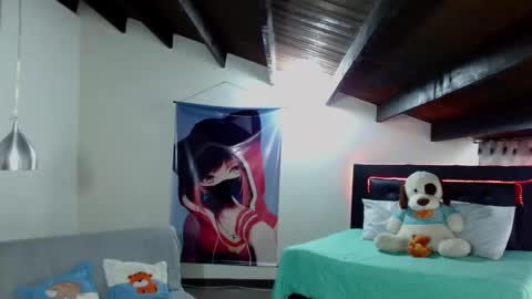 Snapshot of kloe_deker chatting on 01-17-25, 04:47 Kloe deker online show from 01-17-25, 04:47