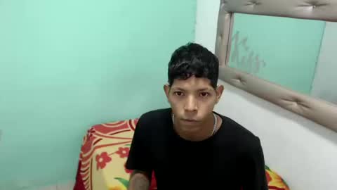 Snapshot of kloe_matias chatting on 10-16-25, 02:01 kloe matias online show from 10-16-25, 02:01