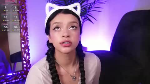 Snapshot of kloe_meow chatting on 06-11-26, 03:26 Kloe online show from 06-11-26, 03:26