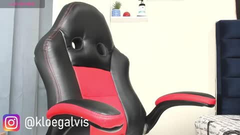 KLOE online show from 02-25-25, 11:41