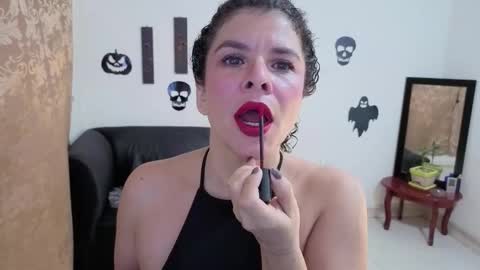 Kloe  online show from 10-30-25, 10:16