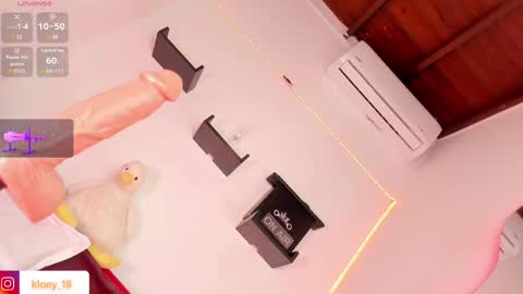 Kloey  online show from 02-23-25, 12:08