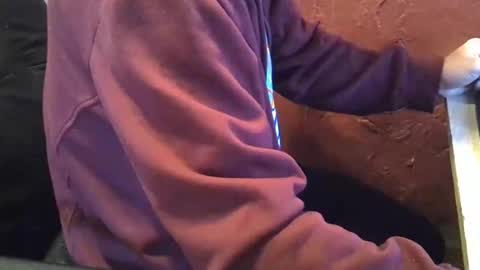 Snapshot of klovesu2000 chatting on 01-02-25, 02:13 klovesu2000 online show from 01-02-25, 02:13