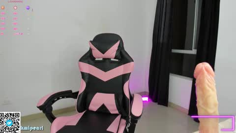 Camila Reyes online show from 10-16-25, 10:16