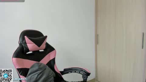 Camila Reyes online show from 04-10-26, 03:17