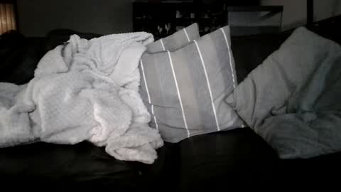 Knight3975 online show from 09-25-25, 02:54