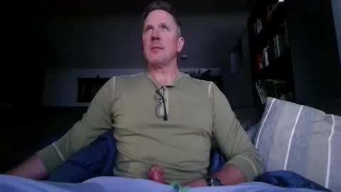 Snapshot of knight3975 chatting on 04-17-26, 06:27 Knight3975 online show from 04-17-26, 06:27