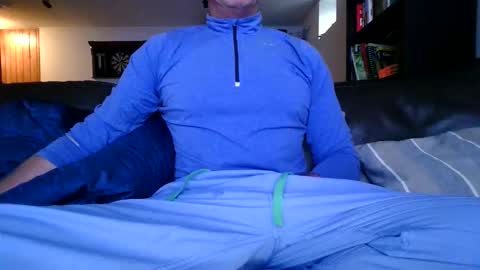 Snapshot of knight3975 chatting on 05-08-26, 02:22 Knight3975 online show from 05-08-26, 02:22