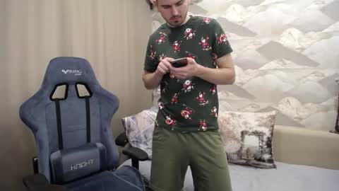 Carter.  online show from 10-17-25, 07:44