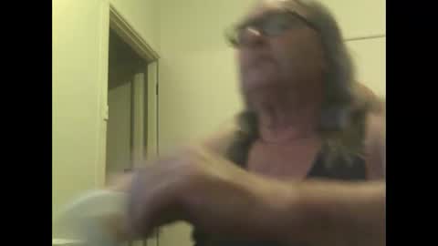 knobout online show from 10-13-25, 08:47