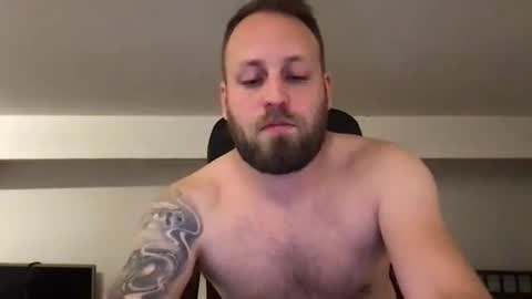 hugo online show from 01-01-25, 03:13