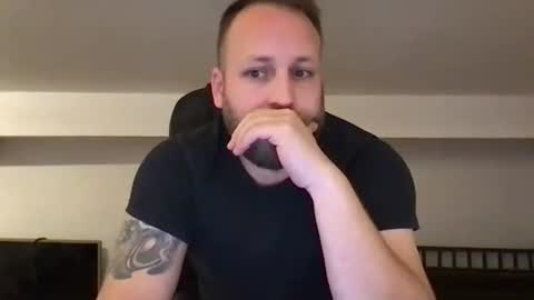 hugo online show from 01-03-25, 05:53