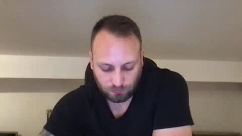 hugo online show from 11-01-25, 01:29