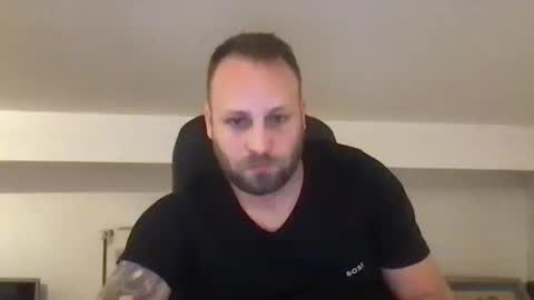 hugo online show from 11-01-25, 10:01