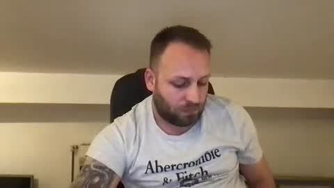 hugo online show from 11-06-25, 11:37