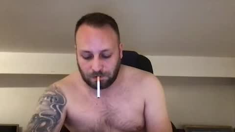 hugo online show from 11-18-25, 01:44