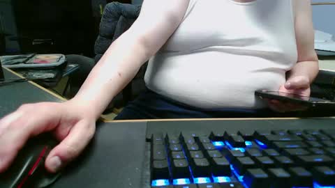 Snapshot of kodiak1974 chatting on 04-24-26, 08:44 Kodiak1974 online show from 04-24-26, 08:44