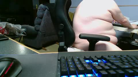 Snapshot of kodiak1974 chatting on 05-14-26, 09:32 Kodiak1974 online show from 05-14-26, 09:32