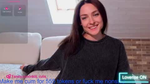 Snapshot of koketochka555 chatting on 07-18-26, 09:57 Vika online show from 07-18-26, 09:57
