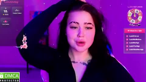 Mia online show from 12-23-24, 10:23