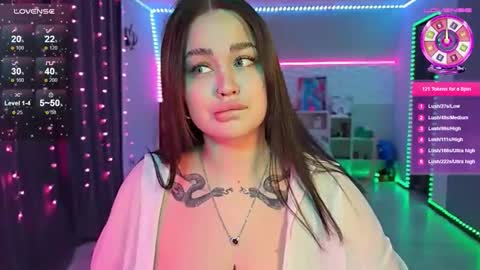 Mia online show from 02-25-26, 10:58