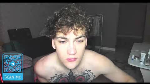 Snapshot of kolyakayne chatting on 02-14-26, 07:05 Kolya Kayne online show from 02-14-26, 07:05