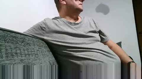 Snapshot of komputer123456789 chatting on 12-18-24, 07:30 Bogdan online show from 12-18-24, 07:30