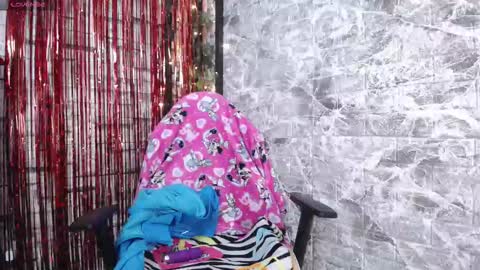 Snapshot of kony_lan chatting on 12-22-25, 12:57 KONY LAN online show from 12-22-25, 12:57