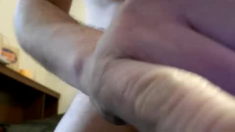 Snapshot of kool970826 chatting on 05-15-26, 11:28 kool970826 online show from 05-15-26, 11:28