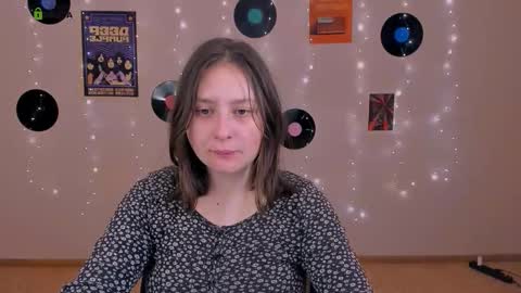 Snapshot of kora_cosmo chatting on 02-10-26, 09:35 shy Kora online show from 02-10-26, 09:35