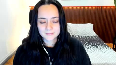 Snapshot of kora_shadow chatting on 12-13-25, 09:20 Kora Shadow online show from 12-13-25, 09:20