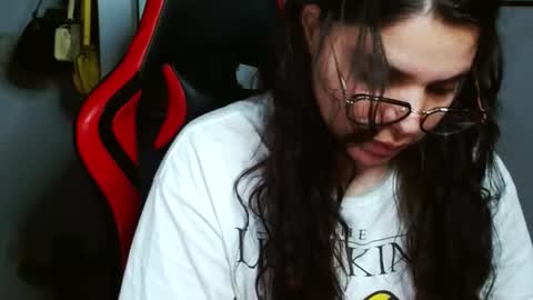 Karoll online show from 12-20-24, 02:19