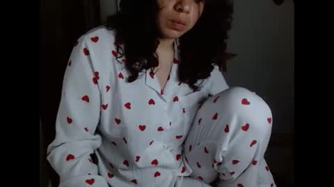 Karoll online show from 12-18-25, 03:01