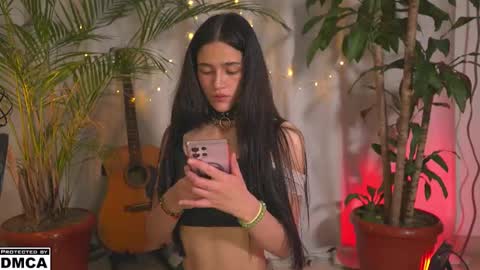 Snapshot of kore_persephone chatting on 10-25-25, 05:26 Kore online show from 10-25-25, 05:26