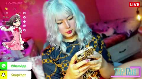 Snapshot of koreandollts chatting on 09-17-25, 01:40 MISS ALICIA online show from 09-17-25, 01:40