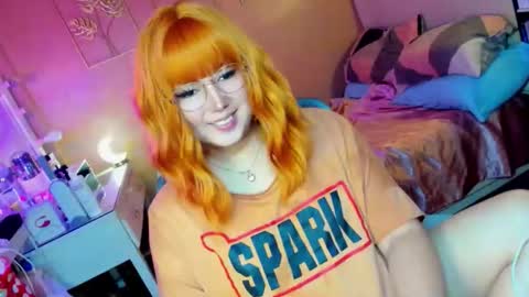 Snapshot of koreandollts chatting on 09-30-25, 02:16 MISS ALICIA online show from 09-30-25, 02:16